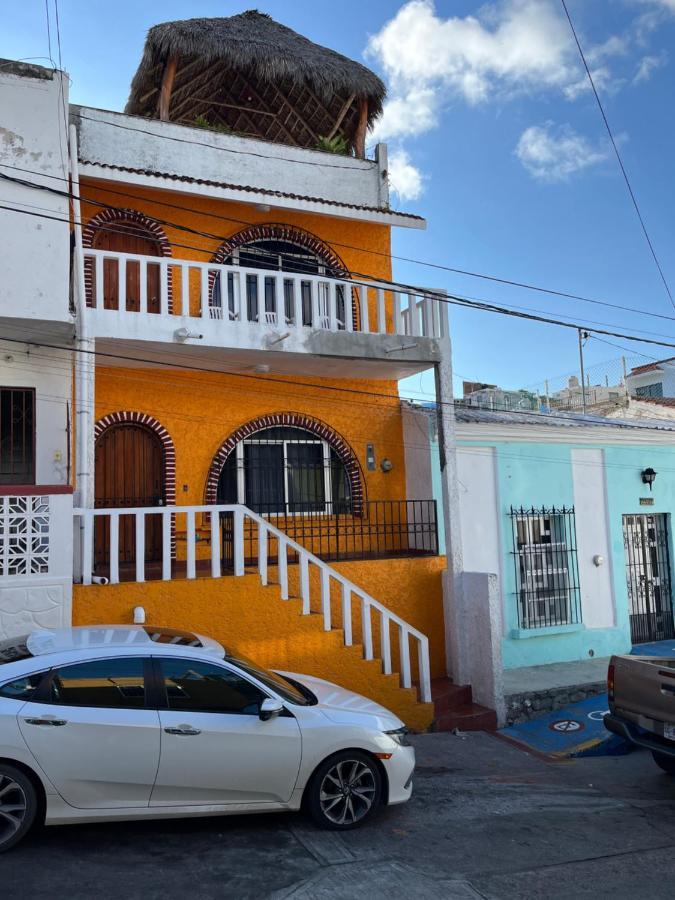 Casa De La Alegria 2 Apartments Масатлан Экстерьер фото